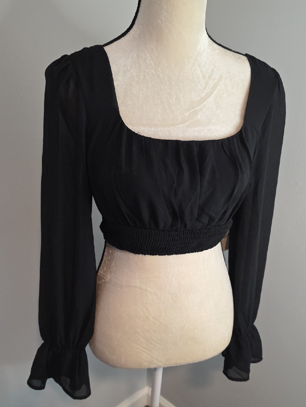 🆕️ Altar'd State Ruched Square Neck Crop Top / Black / Small